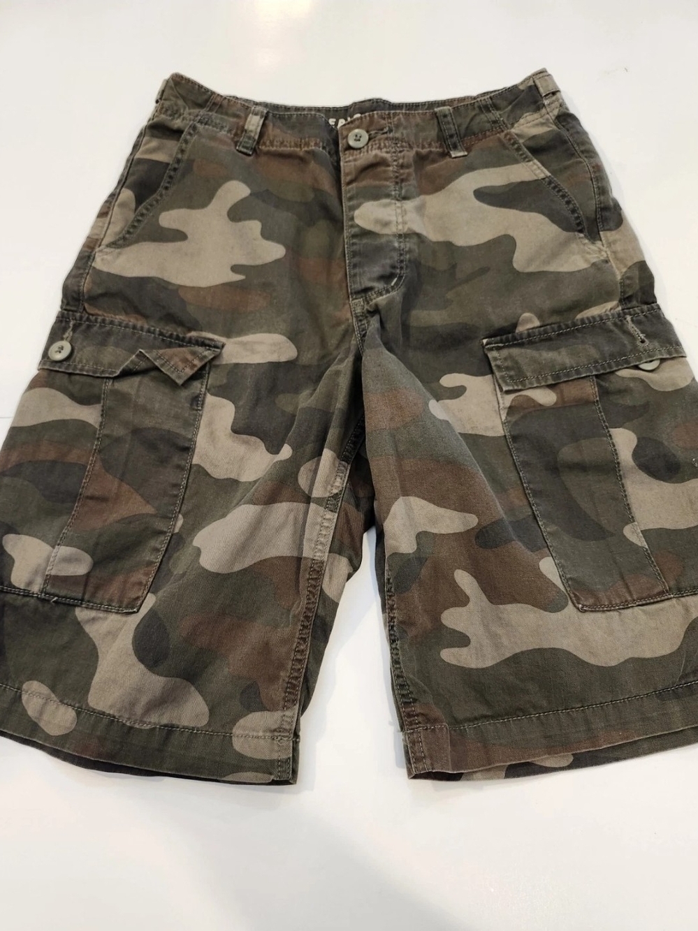 American Eagle Outfitters Women's Button Fly Cargo Shorts Camo, Size 0